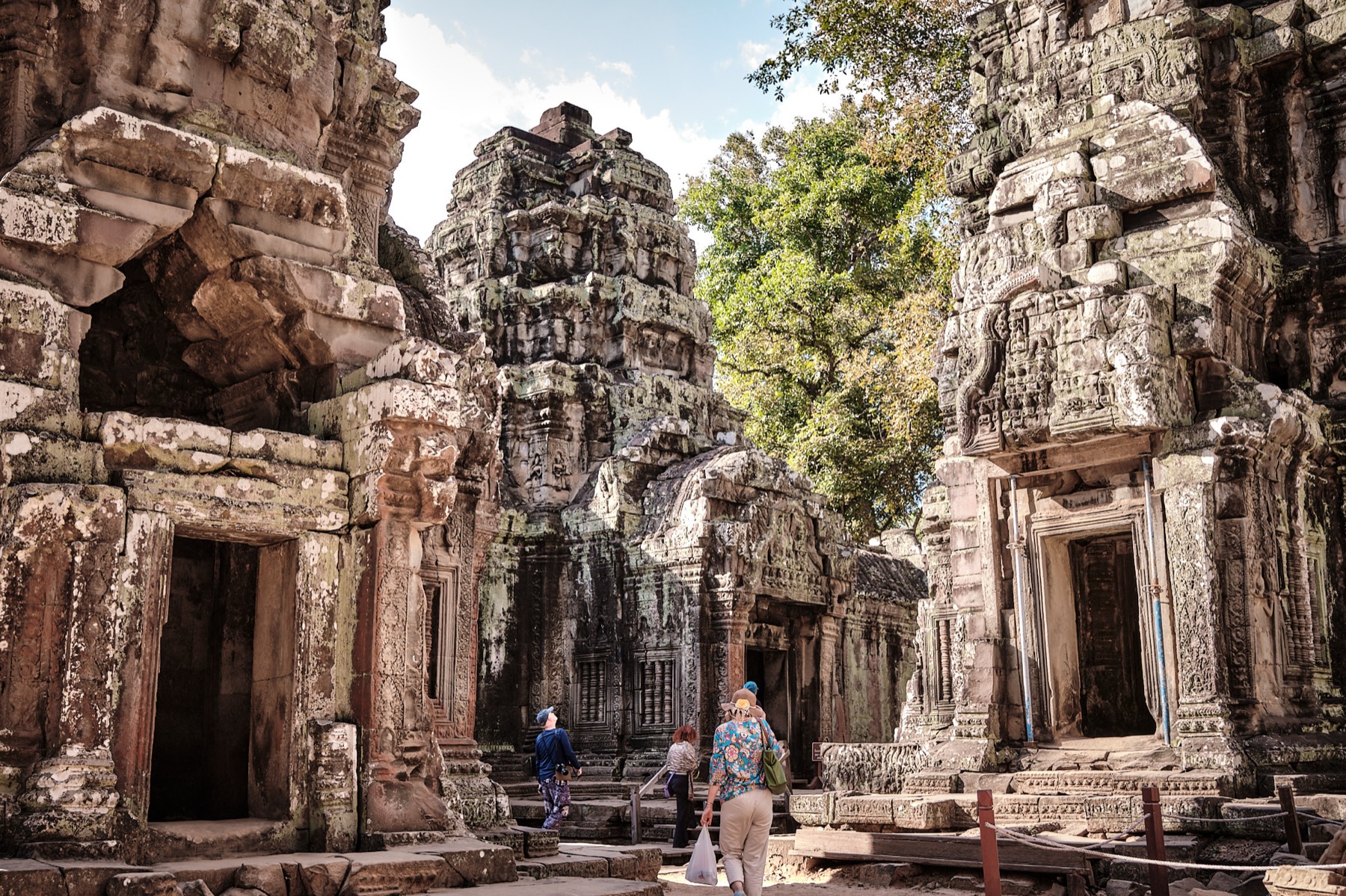 Ангкор на рассвете + малый круг