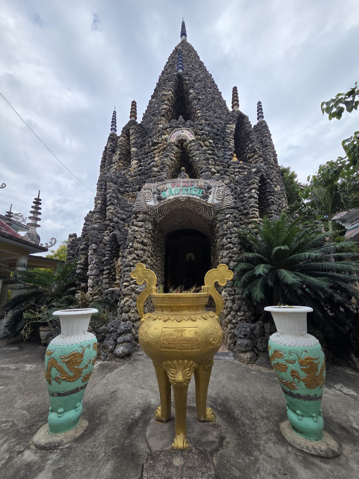 Fanrang with capybaras