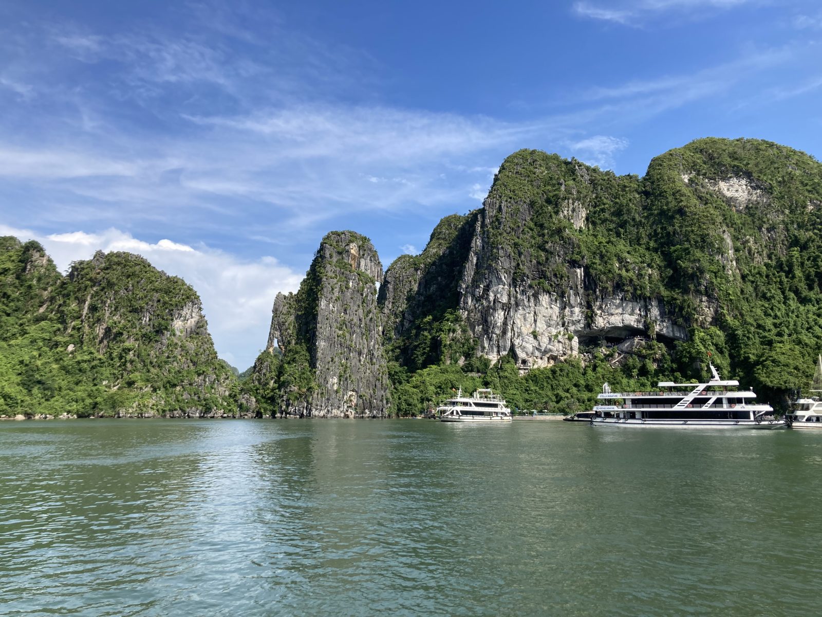 Halong and Hanoi - фото из отзыва 1