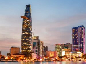 Привет, Сайгон!