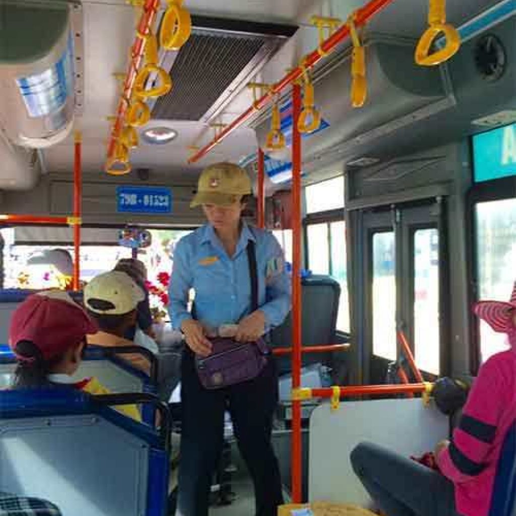 кондуктор на автобусах в нячанге