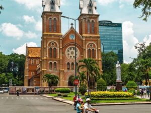 Экскурсии в Нячанге saigon for one day 01 1024x1024 1