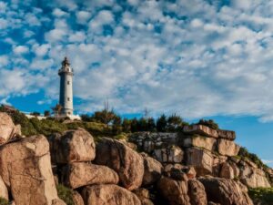 Экскурсии в Нячанге 0 Фуйен вид на маяк scaled