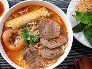 Экскурсии в Нячанге bun bo nha trang 1