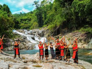 Экскурсии в Нячанге yangby waterfall 01