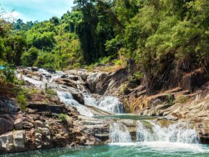 Экскурсии в Нячанге yangby waterfall 02