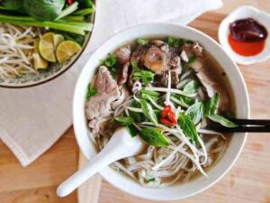 Экскурсии в Нячанге уличная еда в нячанге фо бо